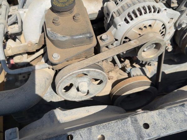 1994 Subaru Legacy Rhd Power Steering Pump With Mount Bracket Oem 2.2L — photo 4