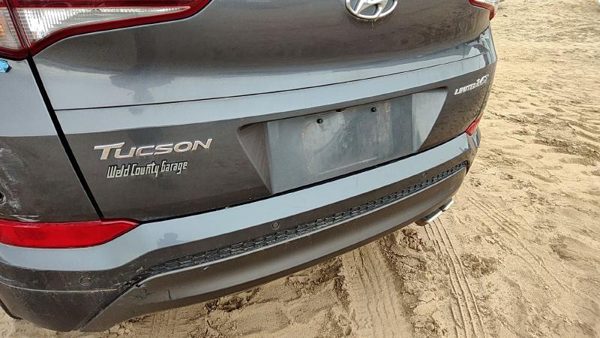 2016 Hyundai Tucson Tail Finish Panel — photo 6