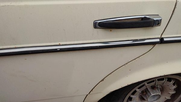 79-85 Mercedes 300Td Driver Left Rear Upper Moulding From Door Back Trim Strip — photo 6