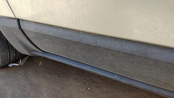 2004-2008 Chrysler Pacifica Driver Left Lower Front Moulding From Door Oem — photo 6