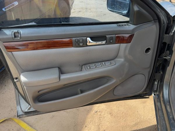 01-04 Seville Driver Left Front Door Trim Panel With Master Switch Inner Sedan D — photo 1