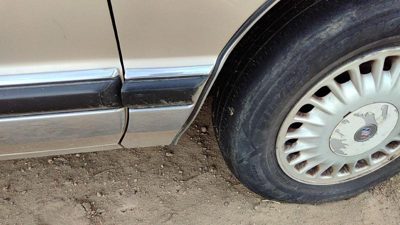 91-96 Buick Park Ave Passenger Right Moulding From Fender Oem Trim Strip Gold