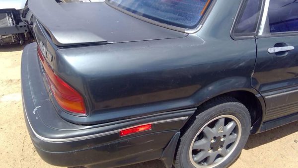 1991 Mitsubishi Galant Quarter Panel RH — photo 4