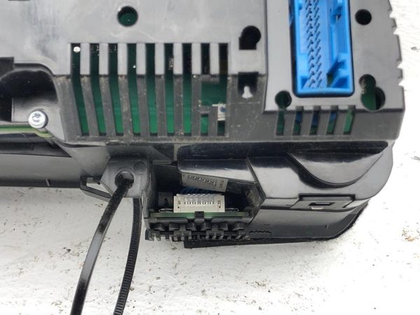 2002-2003 Audi A4 Speedometer Cluster Instrument Gauges Panel Oem Dash — photo 9