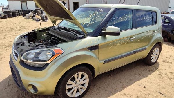 2012 Kia Soul — vehicle photo 3