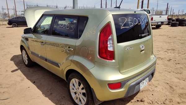 2012 Kia Soul — vehicle photo 8