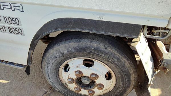 92-98 Driver Left Front Wheel Flare Moulding Oem Fender — photo 1