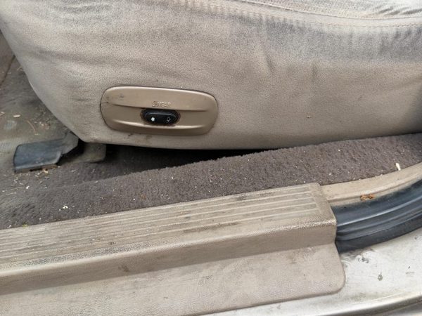 01-03 Grand Marquis Driver Left Power Seat Track With Motors Only Oem Tan Bh — photo 4