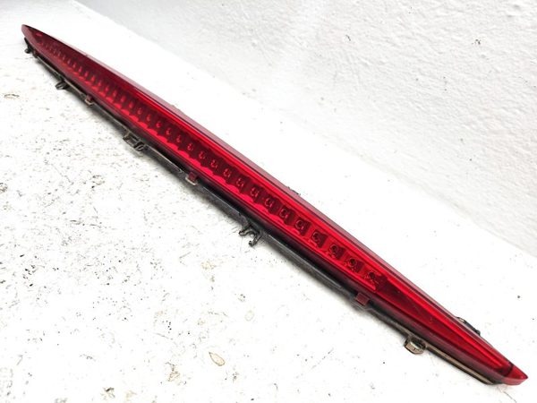 2004-2009 Cadillac Srx Third Brake Light Middle Lamp Oem — photo 9