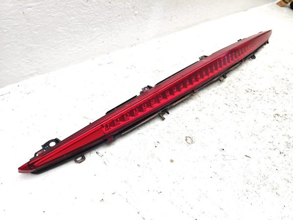 2004-2009 Cadillac Srx Third Brake Light Middle Lamp Oem — photo 8