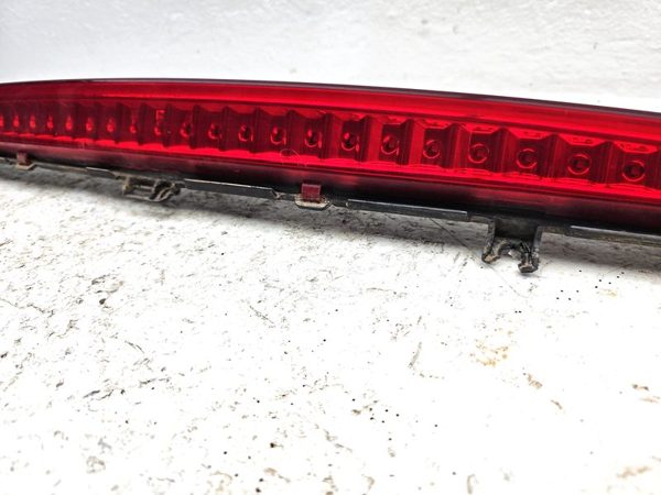 2004-2009 Cadillac Srx Third Brake Light Middle Lamp Oem — photo 11