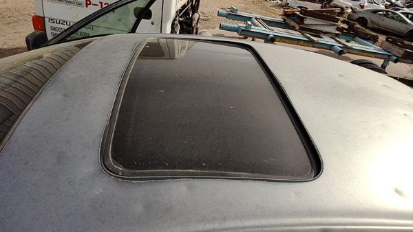 1999-2004 Chrysler 300M Sun Roof Glass Oem Top Window 05011600Ab — photo 1