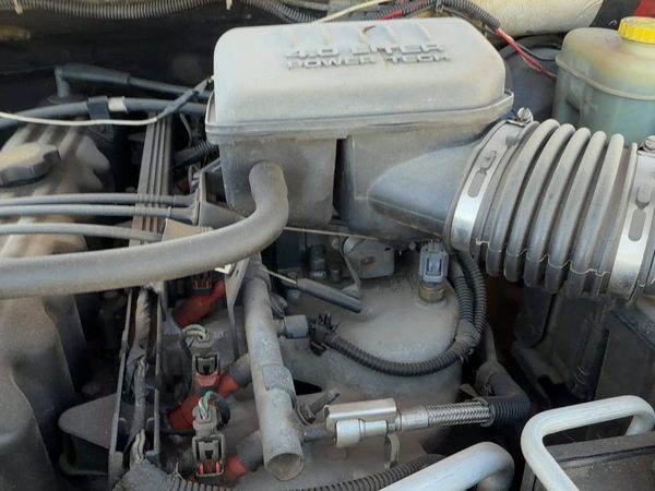 1996-2001 Jeep Grand Cherokee Throttle Body Valve Oem With Sensors 4.0L 04856107 — photo 1