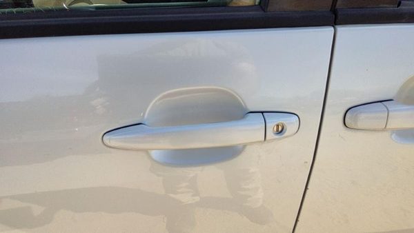 2004-2010 Toyota Sienna Driver Left Front Outside Door Handle Oem White 071 — photo 3