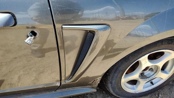 99-04 Ford Mustang Driver Left Rear Moulding On Quarter Panel Oem Shadow Gray Cx — photo 2