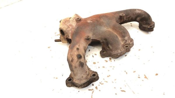 1986-1987 Isuzu Pup Pickup Exhaust Manifold Assembly Oem 2.3L 5 Sp 4X2 — photo 9