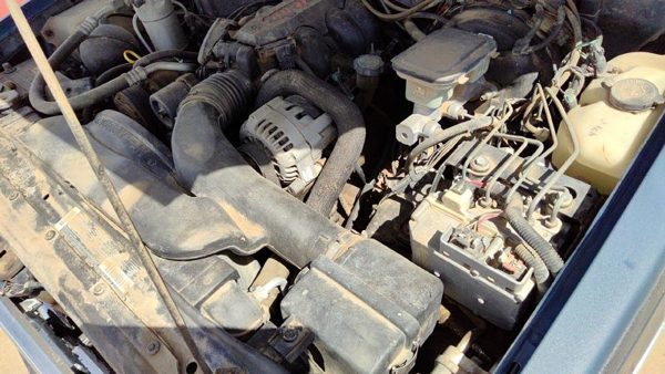 92-94 S10 Blazer Complete Air Intake Cleaner Filter Box Housing With Tube 4.3L — photo 5