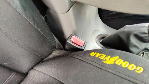 00-01 Focus Station Wagon Passenger Right Front Seat Belt Buckle Receiver Gray — photo 4
