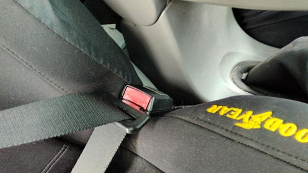 00-01 Focus Station Wagon Passenger Right Front Seat Belt Buckle Receiver Gray — photo 5