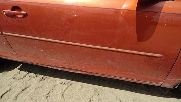 05-08 Cobalt Passenger Right Front Moulding From Door Oem Trim Strip Orange 56U — photo 1