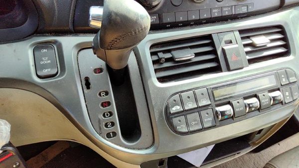 2005-2010 Honda Odyssey Center Dash Heater Vent Assembly With Trim Panel Ac Gray — photo 2