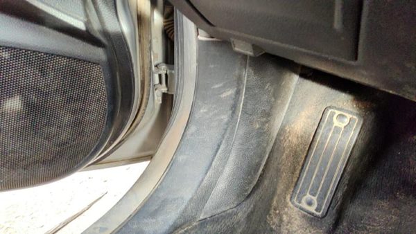2011 Subaru Legacy Outback Driver Left Lower Sill Step Moulding Trim Panel Oem — photo 3