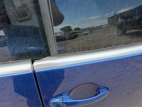 2003-2010 Vw Beetle Convertible Passenger Right Front Moulding From Door Oem — photo 3