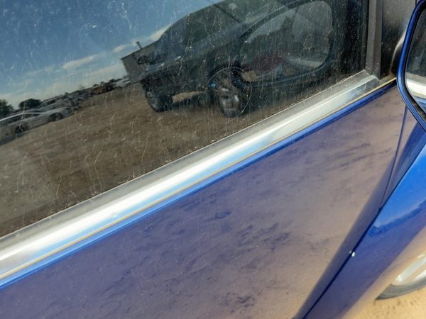 2003-2010 Vw Beetle Convertible Passenger Right Front Moulding From Door Oem — photo 7