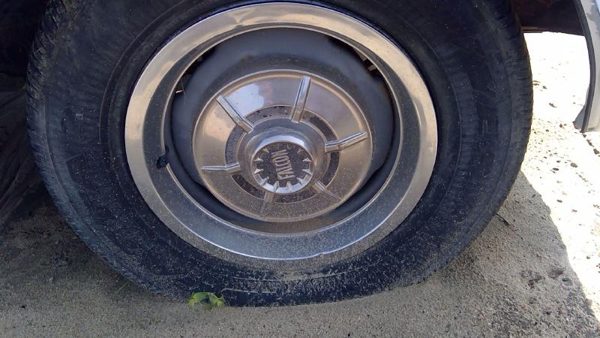 64 Ranchero Set Of 4 Wheel Covers Hub Caps Complete With Trim Rings Falcon 14 — photo 5