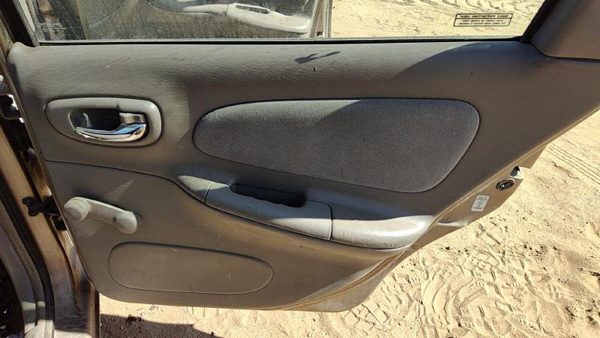 01-02 Neon Passenger Right Rear Door Trim Panel With Switches Back Gray B7L5 — photo 2
