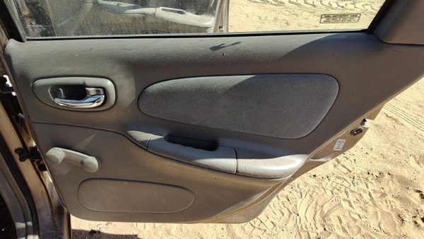 01-02 Neon Passenger Right Rear Door Trim Panel With Switches Back Gray B7L5 — photo 3