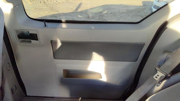 2005-2007 Ford Freestar Passenger Right Rear Door Trim Panel Back Gray — photo 4