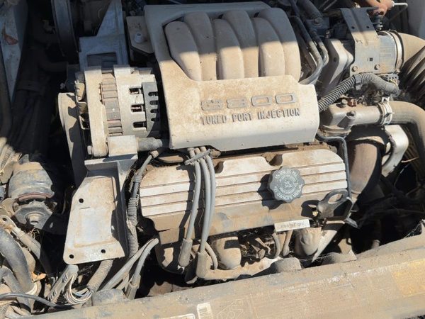 1993-1995 Olds Eighty Eight Front Cylinder Head Assembly Oem 3.8L 24501418 — photo 1