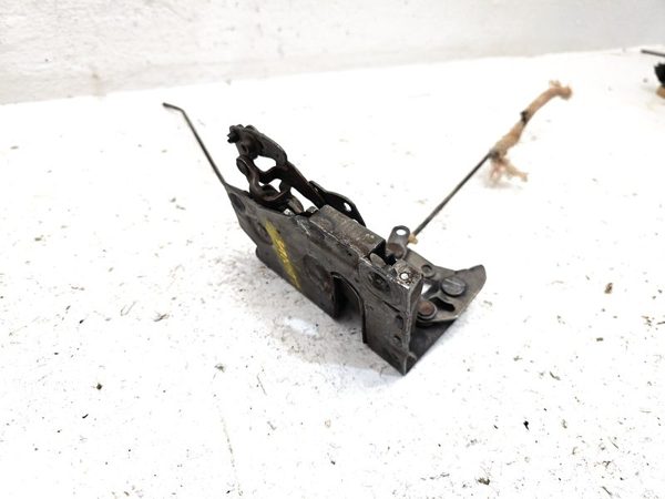 1981-1993 Dodge D150 Passenger Right Front Door Latch With Rods/Cables Oem — photo 6