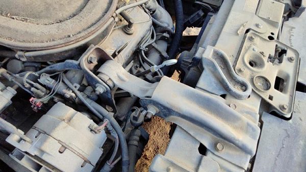1982-1991 Pontiac 6000 Upper Motor Mount Radiator Support Tie Bracket Oem — photo 4