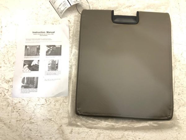 2011-2014 Chevy Silverado 1500 Center Console Lid Gray 20943731 — photo 2