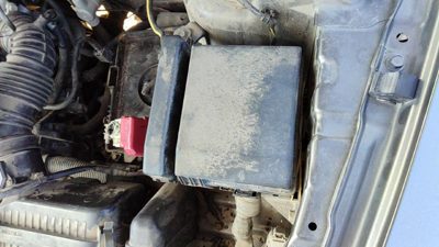 2004 Mitsubishi Endeavor Engine Fuse Box 3.8L