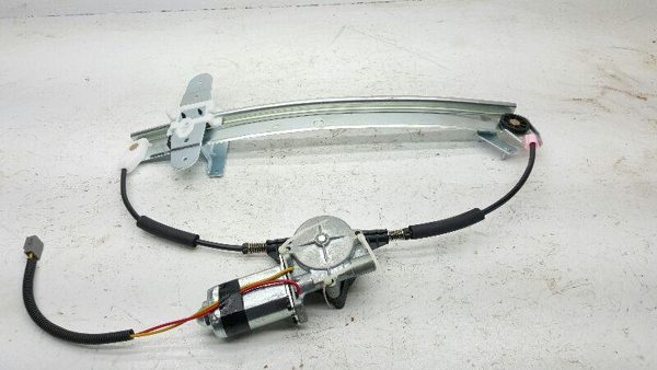 1998 Crownv Side/rear/cargo Regulator RH Passenger Right Rear Window Fits 92-11 — photo 1