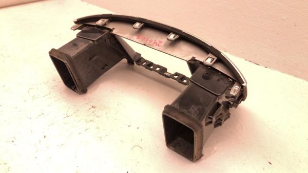2013 Nissan Pathfinder Radio Screen Ac Vent Bezel Dash Trim Oem 682703ka0a — photo 8