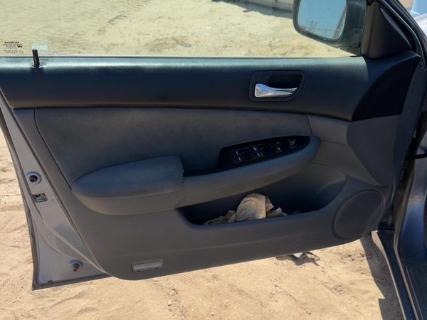 06-07 Accord Driver Left Front Door Trim Panel With Master Switch 2.4L Gray — photo 1