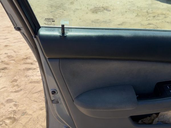 06-07 Accord Driver Left Front Door Trim Panel With Master Switch 2.4L Gray — photo 2