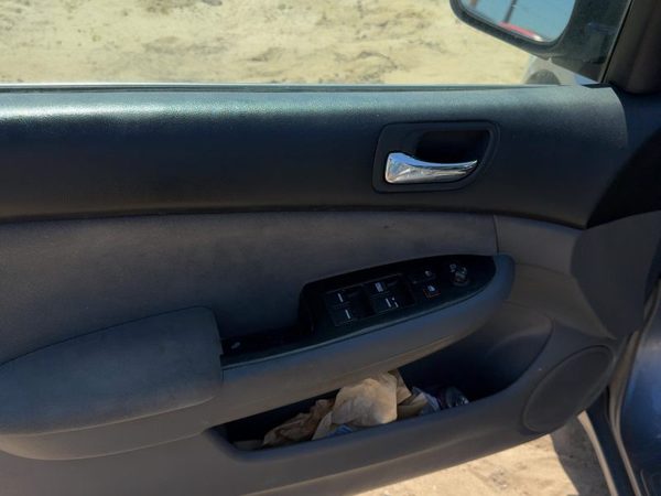 06-07 Accord Driver Left Front Door Trim Panel With Master Switch 2.4L Gray — photo 4