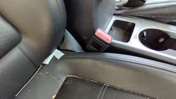 2012-2015 Vw Passat Passenger Right Front Seat Belt Buckle Receiver Oem Black Tb — photo 1