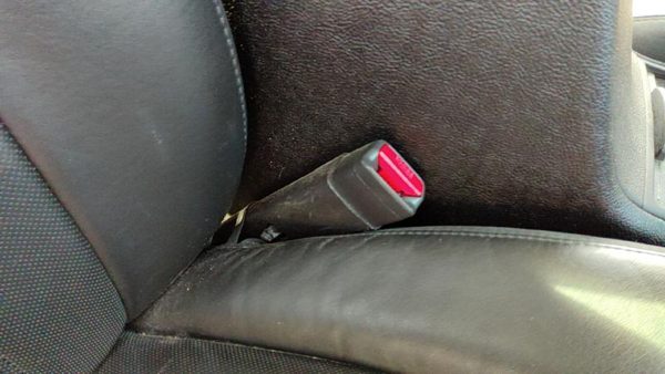 06-11 Buick Lucerne Passenger Right Front Seat Belt Buckle Receiver Ebony 193 — photo 2