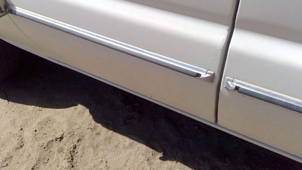 93-04 Van E150 Passenger Right Rear Moulding From Rearward Door Back Trim Strip — photo 10