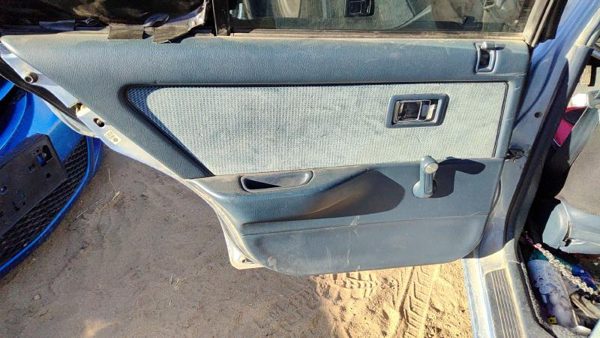 1989 Honda Civic Driver Left Rear Door Trim Panel Manual Windowsback Blue Sedan — photo 1