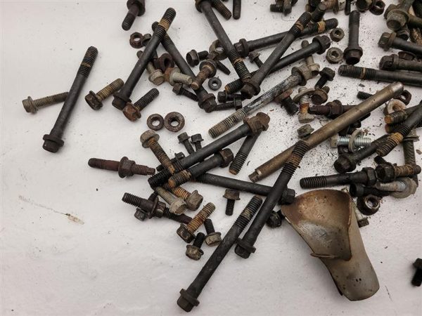 2000 Ct3500 Misc. Engine Part 00 Chevy 3500 7.4L Set Of Misc Hardware Bolts Set — photo 2