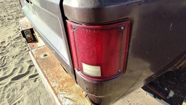 1973-1991 Gmc Sierra C3500 Passenger Right Tail Light Brake Lamp Oem Rear — photo 1