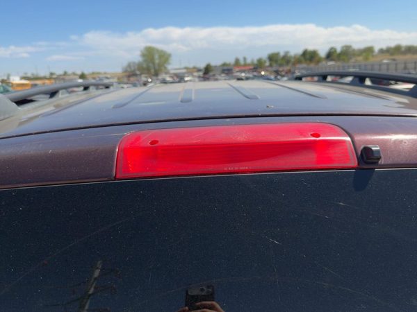 2004-2009 Dodge Durango Third Brake Light Middle Lamp Oem — photo 2