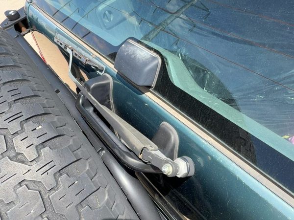 1991-1997 Isuzu Rodeo Back Glass Wiper Arm Oem Rear Window Blade Liftgate Hatch — photo 3
